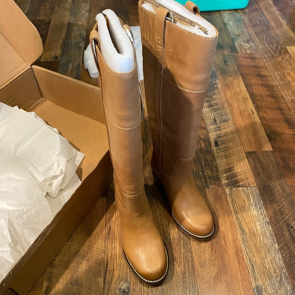 LUCKY BRAND HIBISCUS RIDING BOOTS - Picture 2 of 8